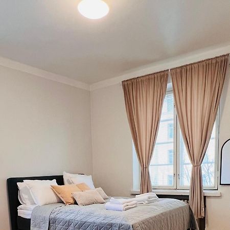 Your Chic Vibrant Airbnb Helsinki Esterno foto